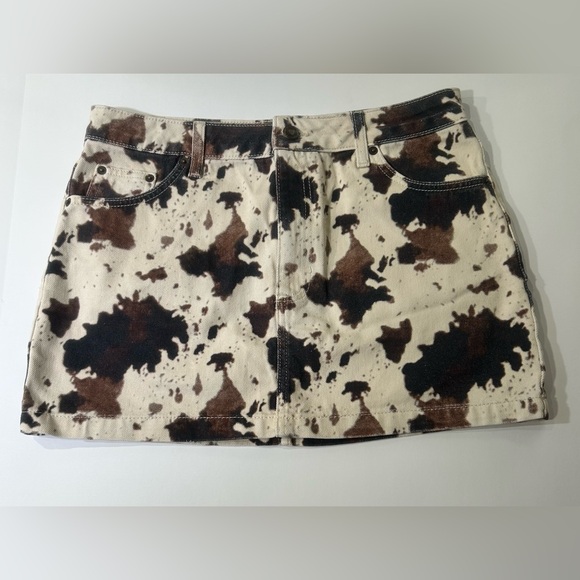 Topshop Dresses & Skirts - Topshop Cow Print Mini denim Skirt Size 6 | Brown Cream Denim Y2K